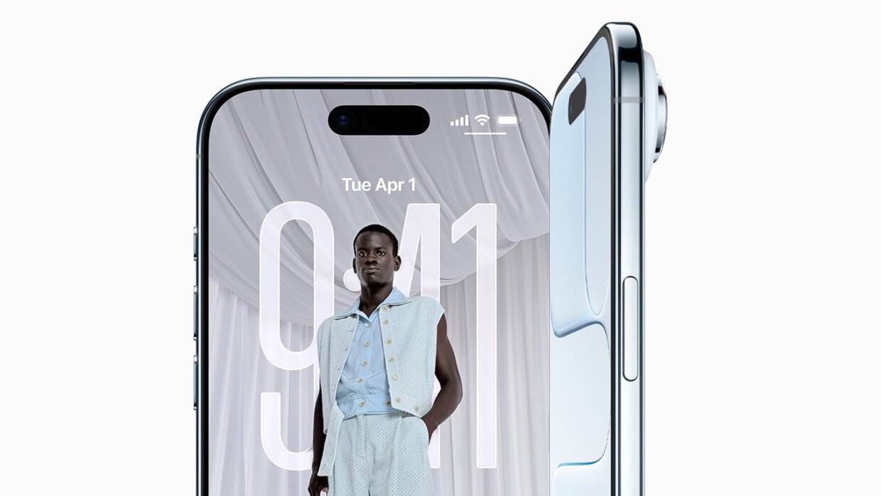 Iphone air fold hero