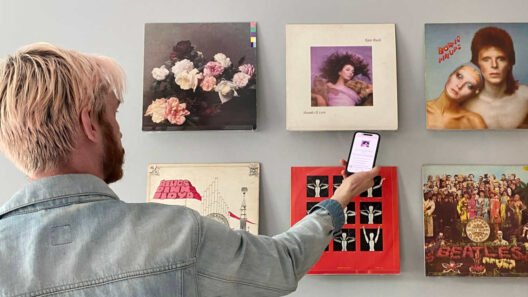 Vinyl gallery header